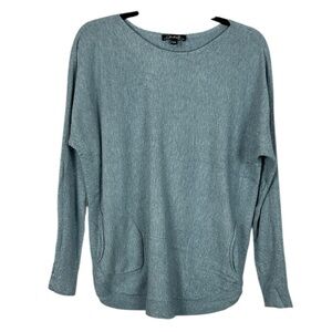 Charlie B. Coastal Casual Long Sleeve Round Neck Sweater XL Blue Rayon Blend